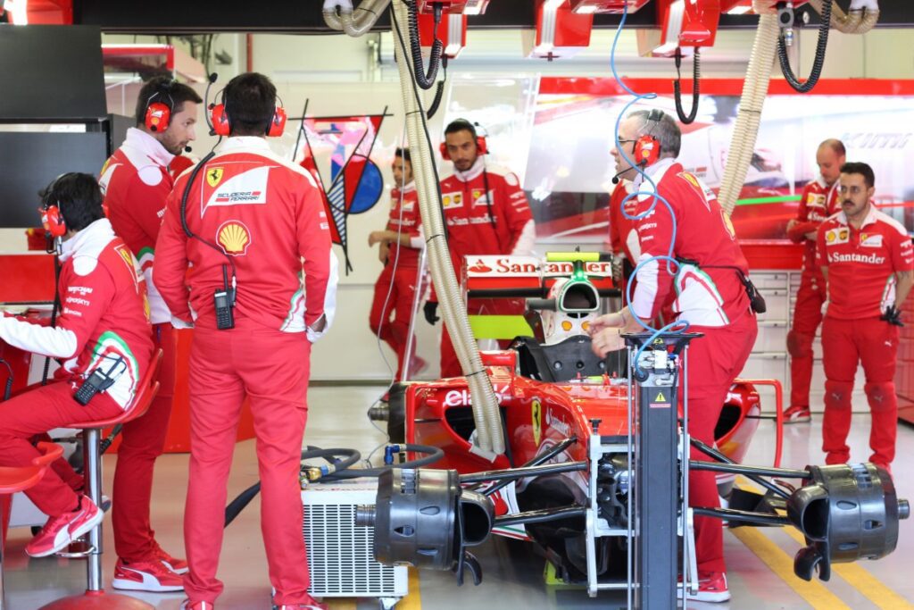 Formula 1: Asiantuntija toivoo – Ferrari lähempänä Red Bullia? Formula 1: Asiantuntija toivoo – Ferrari lähempänä Red Bullia?