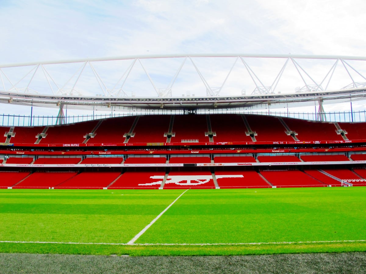 Valioliiga: Arsenal ja Manchester City hoitivat hommansa – Liverpoolin vuoro torstaina
