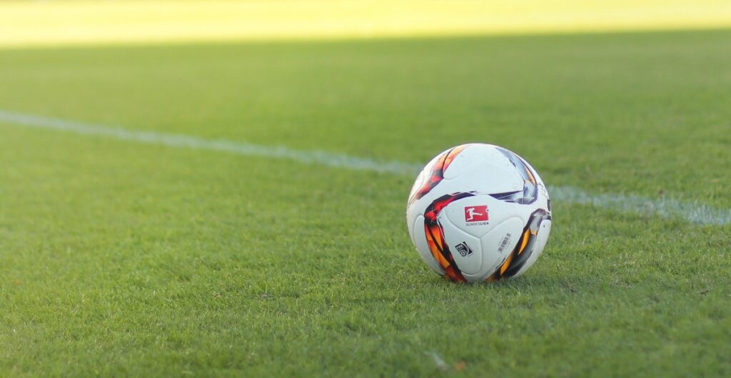 Bundesliiga: Lukas Hradeckylle taas nollapeli – Leverkusen jyrää Bundesliiga: Lukas Hradeckylle taas nollapeli – Leverkusen jyrää