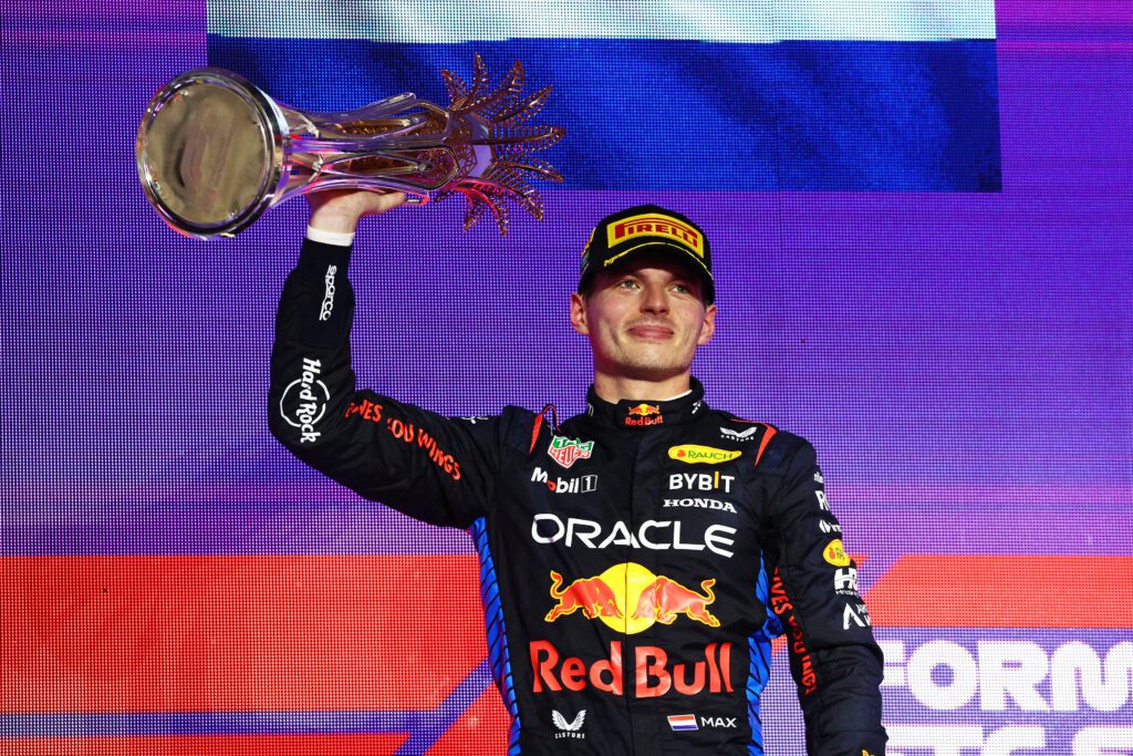 Hurja käänne – BBC: Max Verstappen voi nyt halutessaan lähteä Red Bullilta Hurja käänne – BBC: Max Verstappen voi nyt halutessaan lähteä Red Bullilta