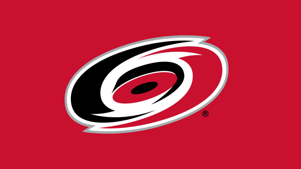 Sebastian Aholta huima temppu – tehty NHL:ssä viimeksi 18 vuotta sitten Sebastian Aholta huima temppu – tehty NHL:ssä viimeksi 18 vuotta sitten
