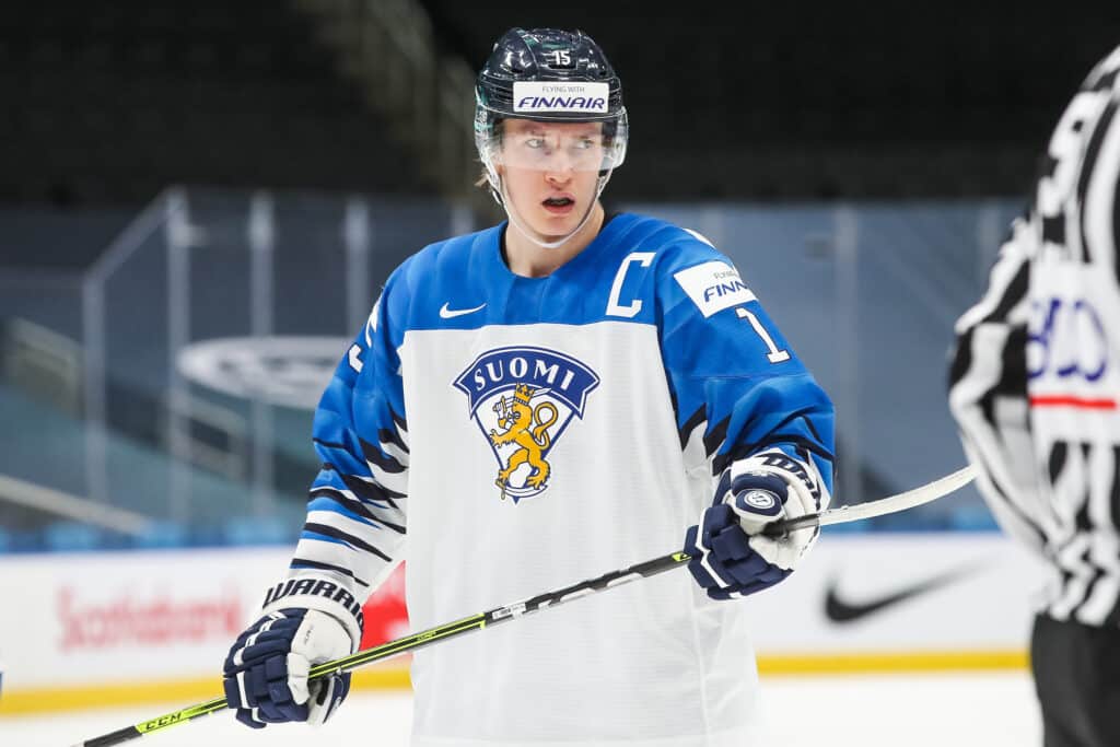 NHL: Anton Lundell syötti voittomaalin, Artturi Lehkoselle 1+1 NHL: Anton Lundell syötti voittomaalin, Artturi Lehkoselle 1+1