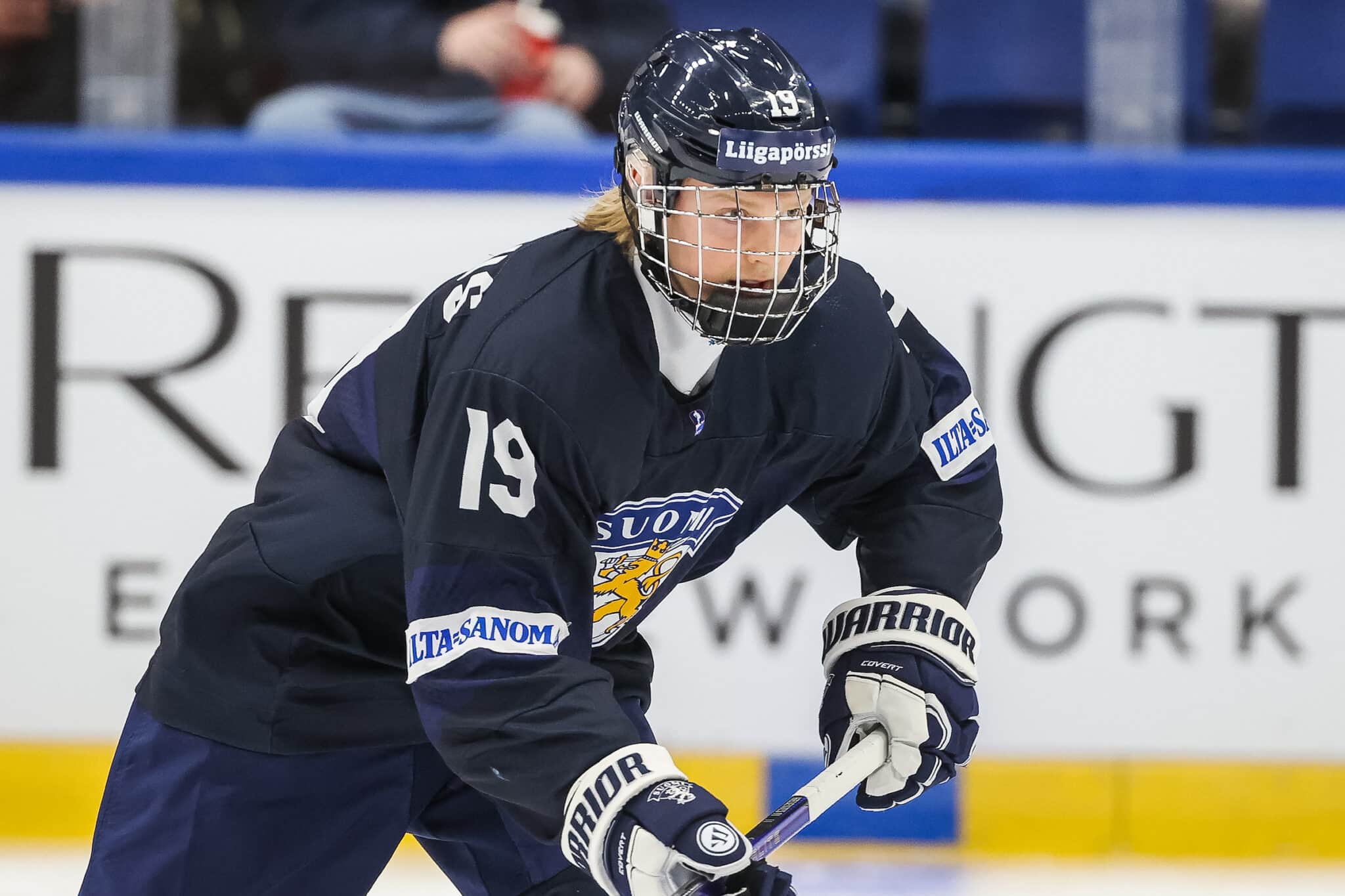 MM-jääkiekko: Leijonat täydensi kahdella pelaajalla – menestyksen takuumies Mikko Lehtonen mukaan, hurja juniori Konsta Helenius myös MM-jääkiekko: Leijonat täydensi kahdella pelaajalla – menestyksen takuumies Mikko Lehtonen mukaan, hurja juniori Konsta Helenius myös