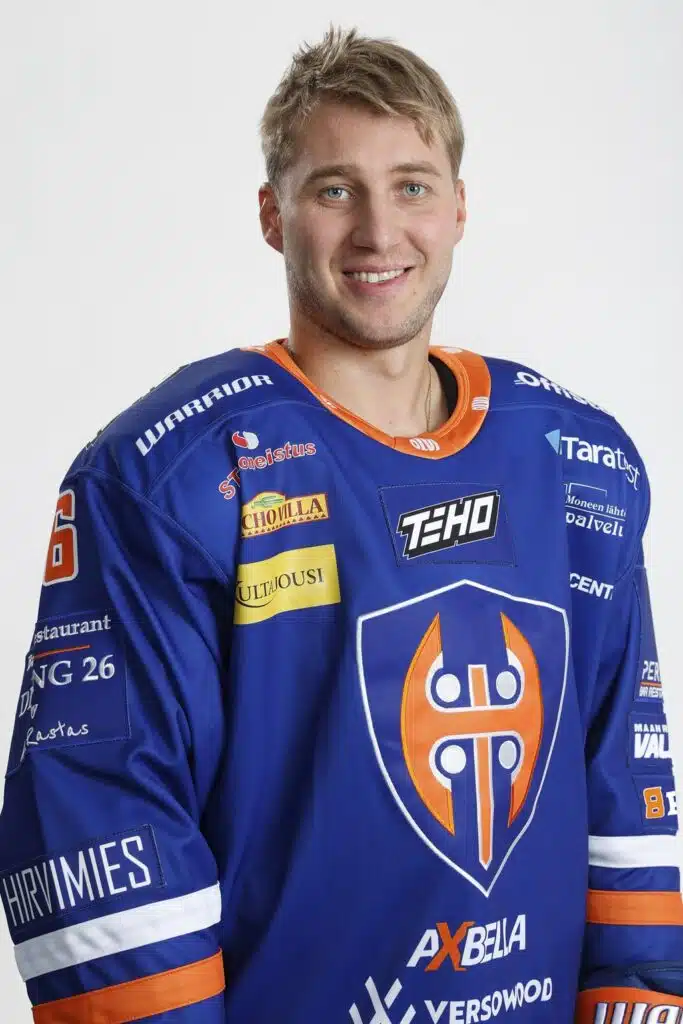Liiga: Sekin meni Tampereelle – Anton Levtchi vei pistepörssin
