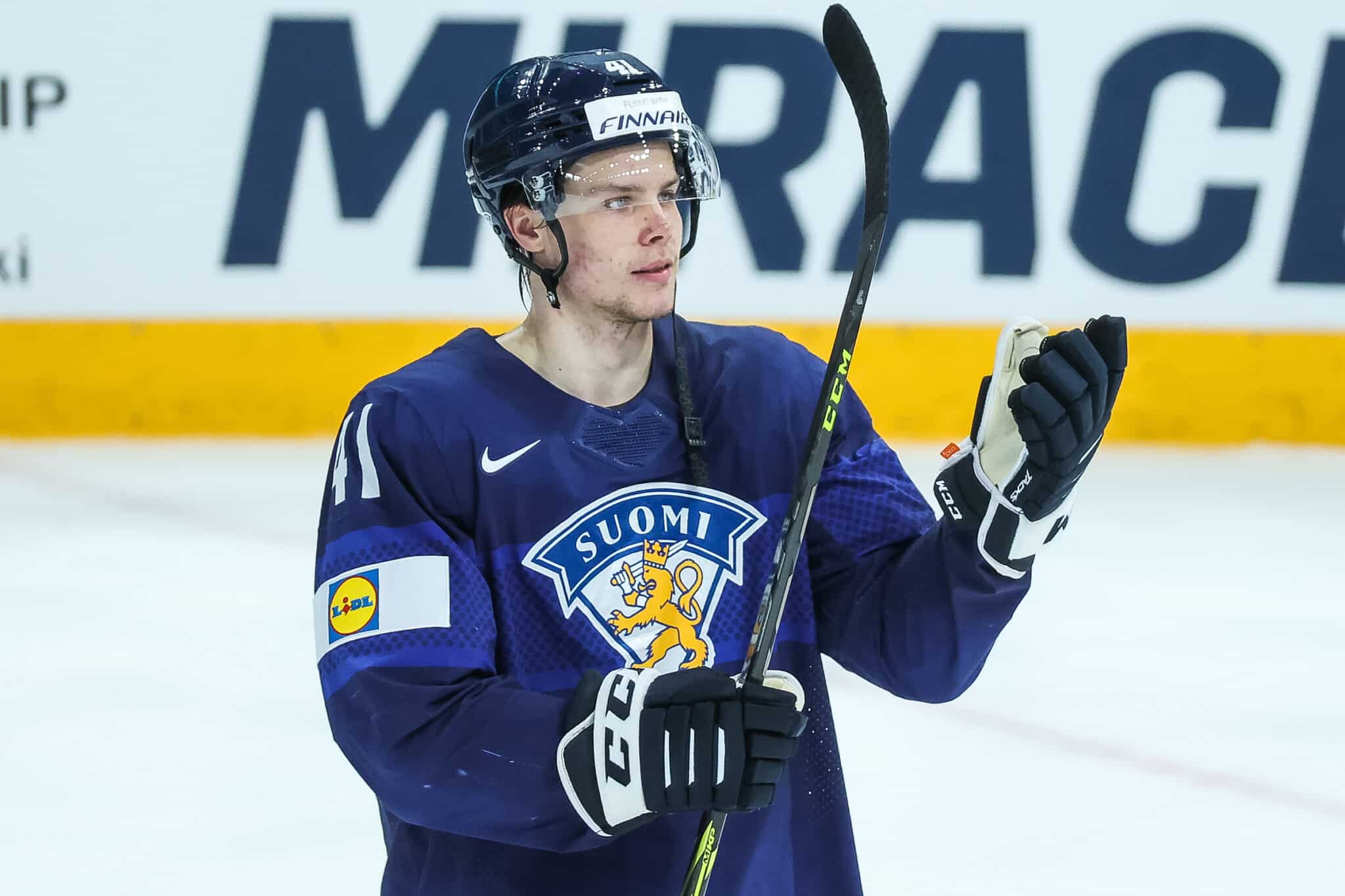 NHL: Dallasin suomalaiset vireessä – Jason Robertsonille hattutemppu NHL: Dallasin suomalaiset vireessä – Jason Robertsonille hattutemppu