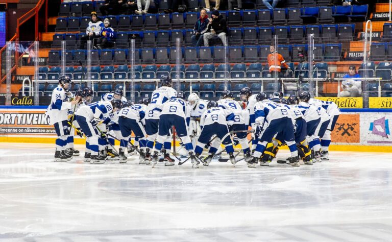 Pikkuleijonat laulukuoroon – Konsta Helenius: ”Ehkä ne tuli paremmin pelin sisään”