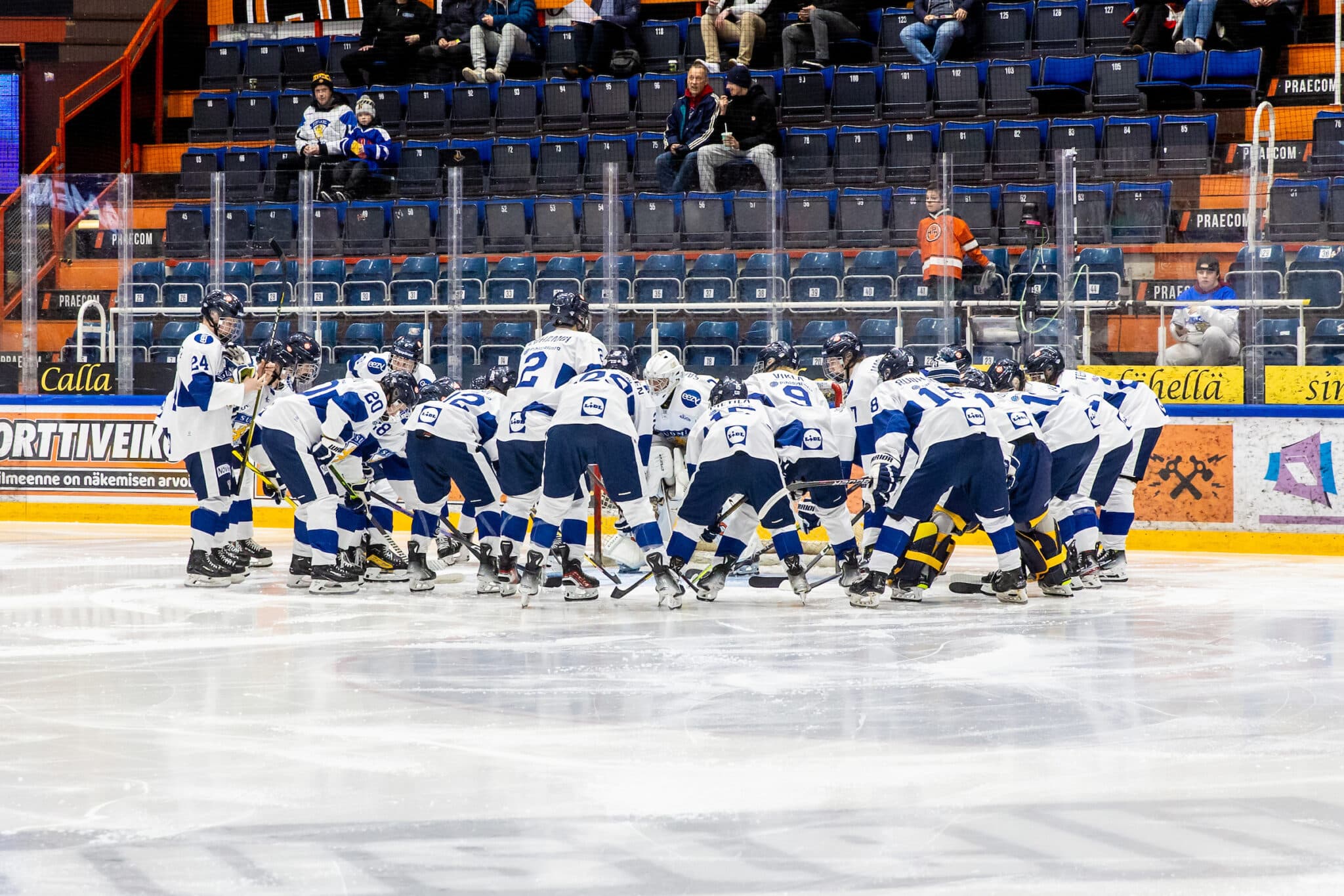 Pikkuleijonat laulukuoroon – Konsta Helenius: ”Ehkä ne tuli paremmin pelin sisään” Pikkuleijonat laulukuoroon – Konsta Helenius: ”Ehkä ne tuli paremmin pelin sisään”