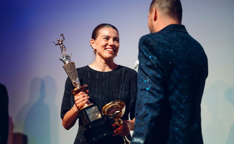 Lentopallon arvostettu Matsudaira Cup Kaisa Alangolle Lentopallon arvostettu Matsudaira Cup Kaisa Alangolle
