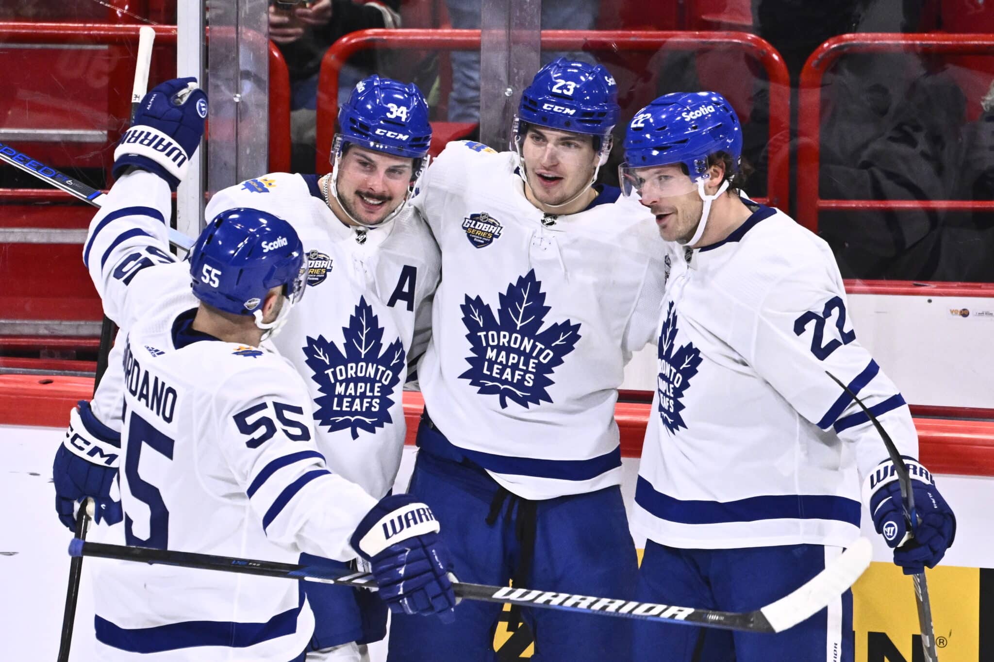 NHL: Boston jatkoon, Toronto Maple Leafs pettyi jälleen NHL: Boston jatkoon, Toronto Maple Leafs pettyi jälleen