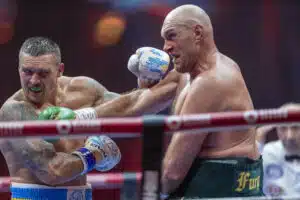 Uusintaottelu! Tyson Fury ja Oleksandr Usyk kohtaavat joulukuussa