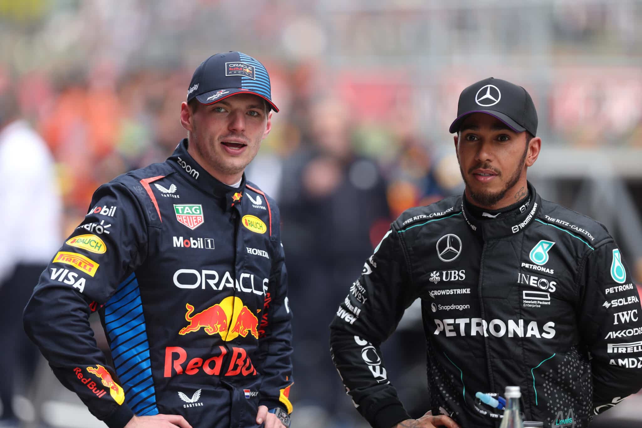 F1: Lewis Hamilton ykkönen kotiyleisönsä edessä tiukan taiston jälkeen F1: Lewis Hamilton ykkönen kotiyleisönsä edessä tiukan taiston jälkeen