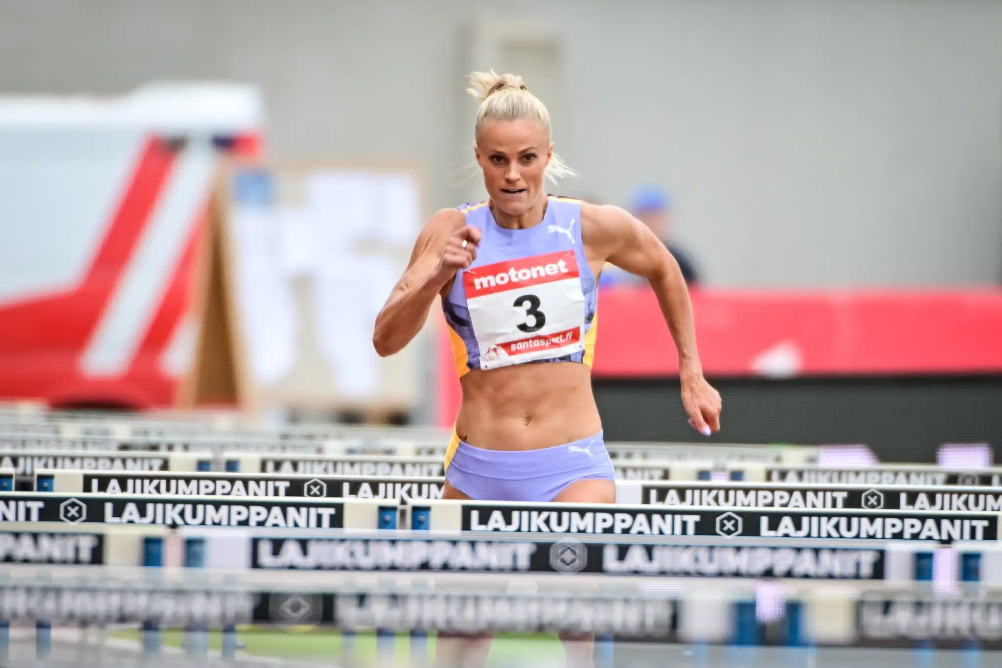 Yleisurheilu: Lotta Harala avasi aitajuoksukautensa hurjalla ajalla