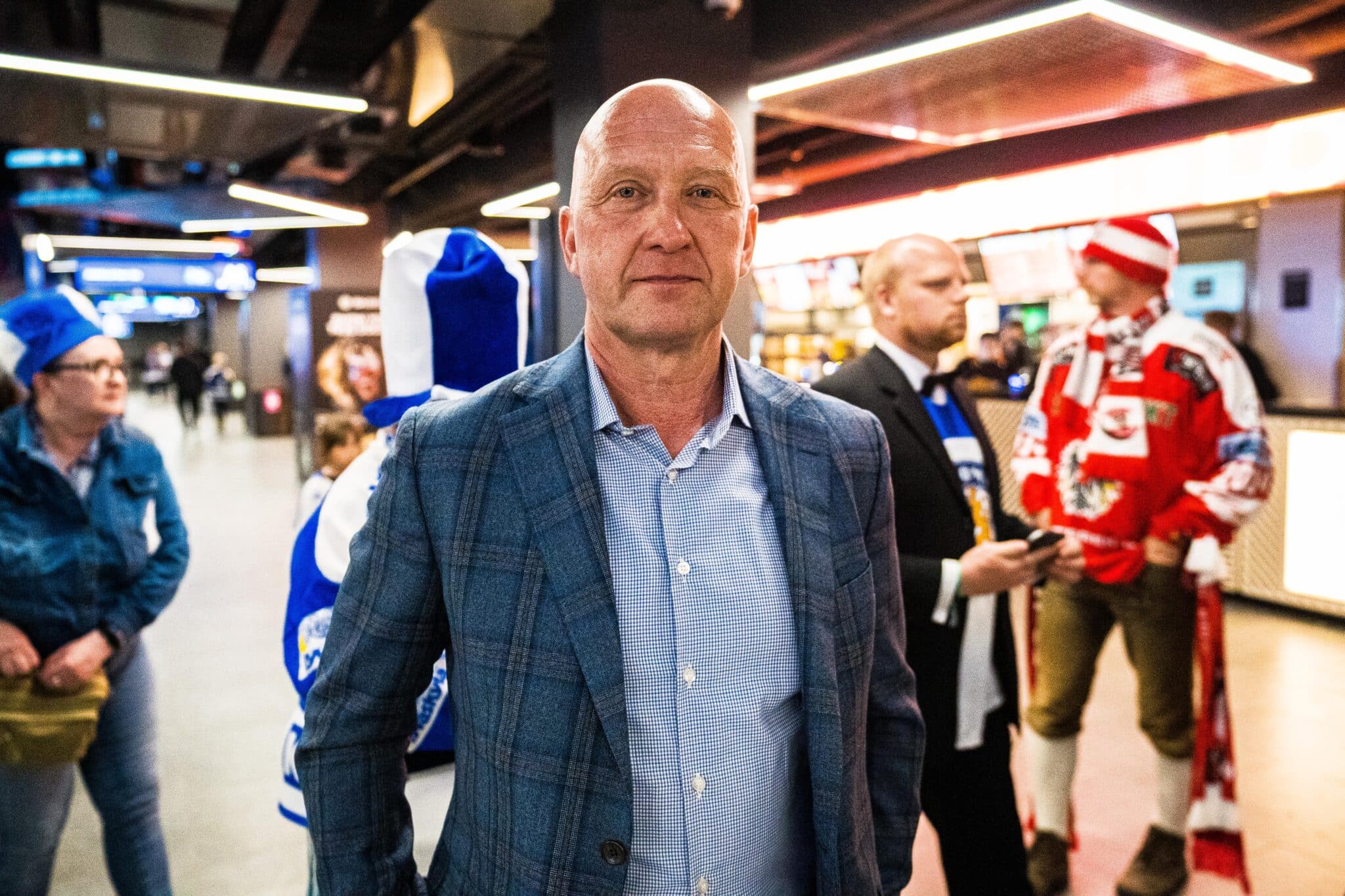 NHL: Jarmo Kekäläinen tyrkyllä Carolina Hurricanesiin NHL: Jarmo Kekäläinen tyrkyllä Carolina Hurricanesiin
