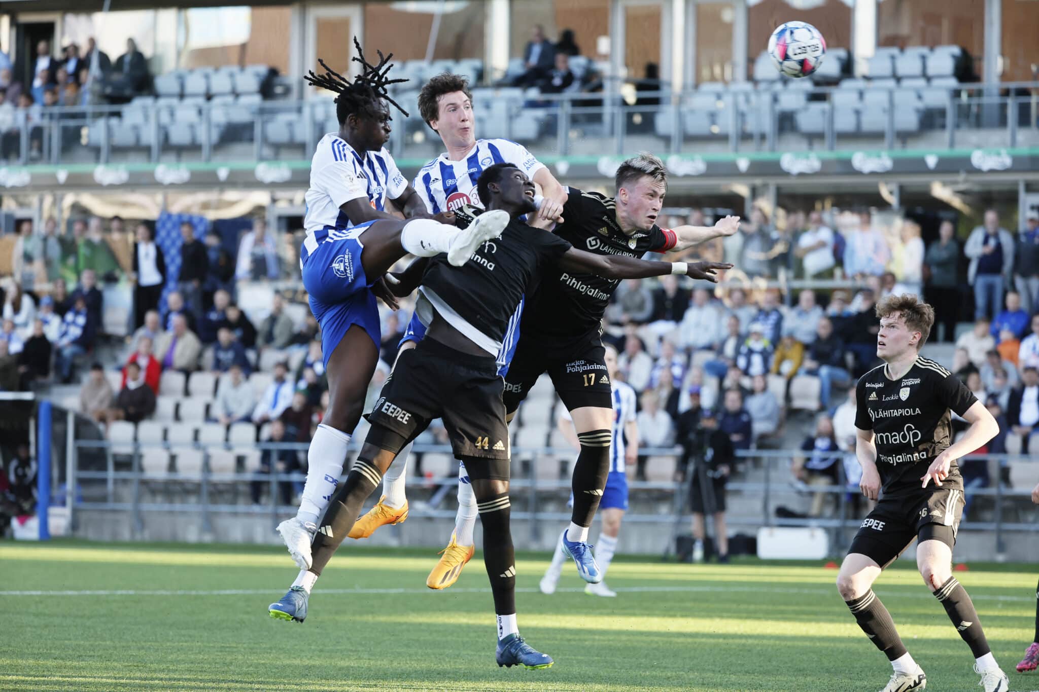 Veikkausliiga: HJK, KuPS vai SJK - kuka kärjessä viikonlopun jälkeen? Veikkausliiga: HJK, KuPS vai SJK – kuka kärjessä viikonlopun jälkeen?