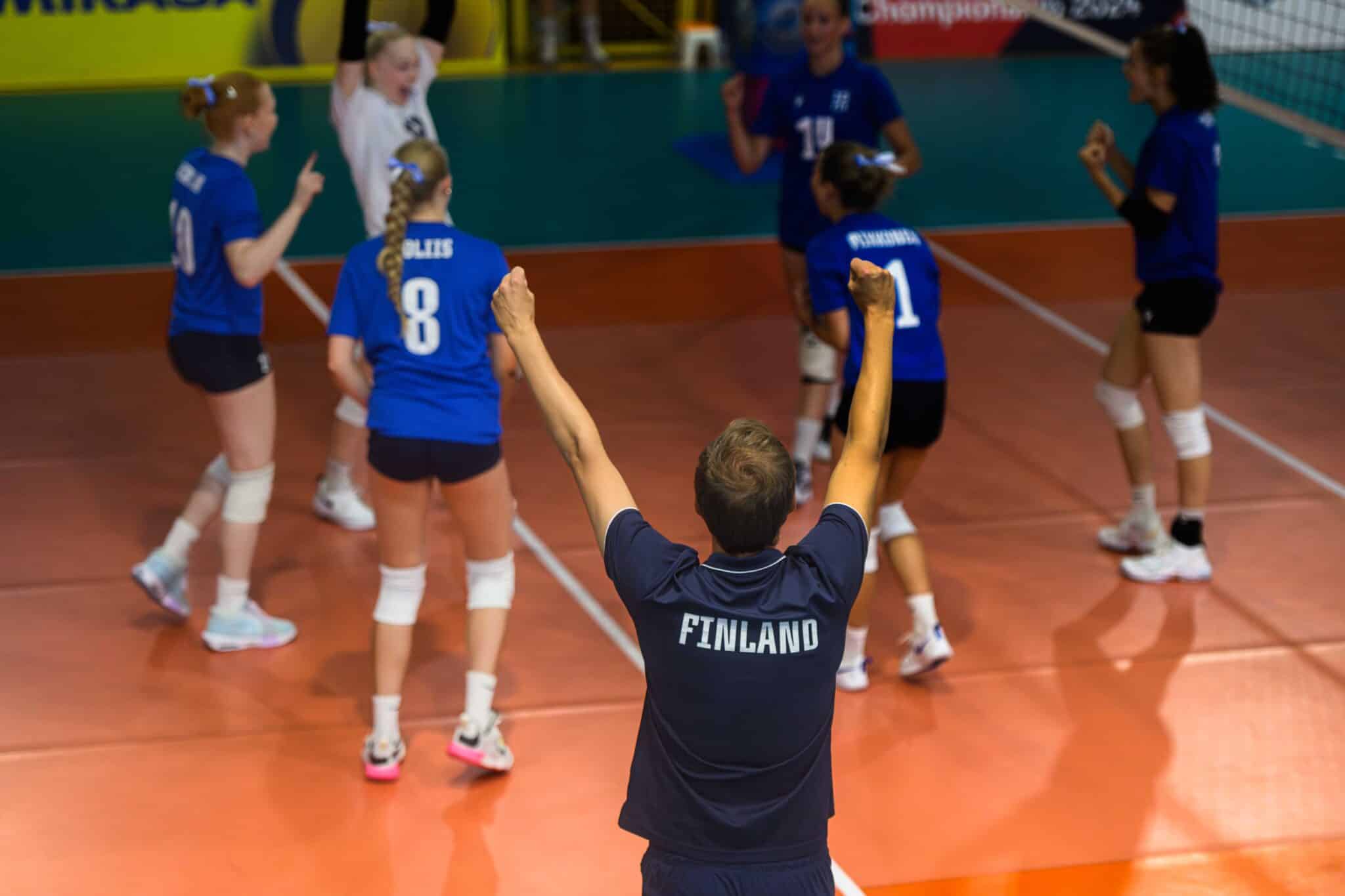 Lentopallo: Siipirikkoinen Suomi taipui Saksalle 18-vuotiaiden tyttöjen EM-kisoissa Lentopallo: Siipirikkoinen Suomi taipui Saksalle 18-vuotiaiden tyttöjen EM-kisoissa